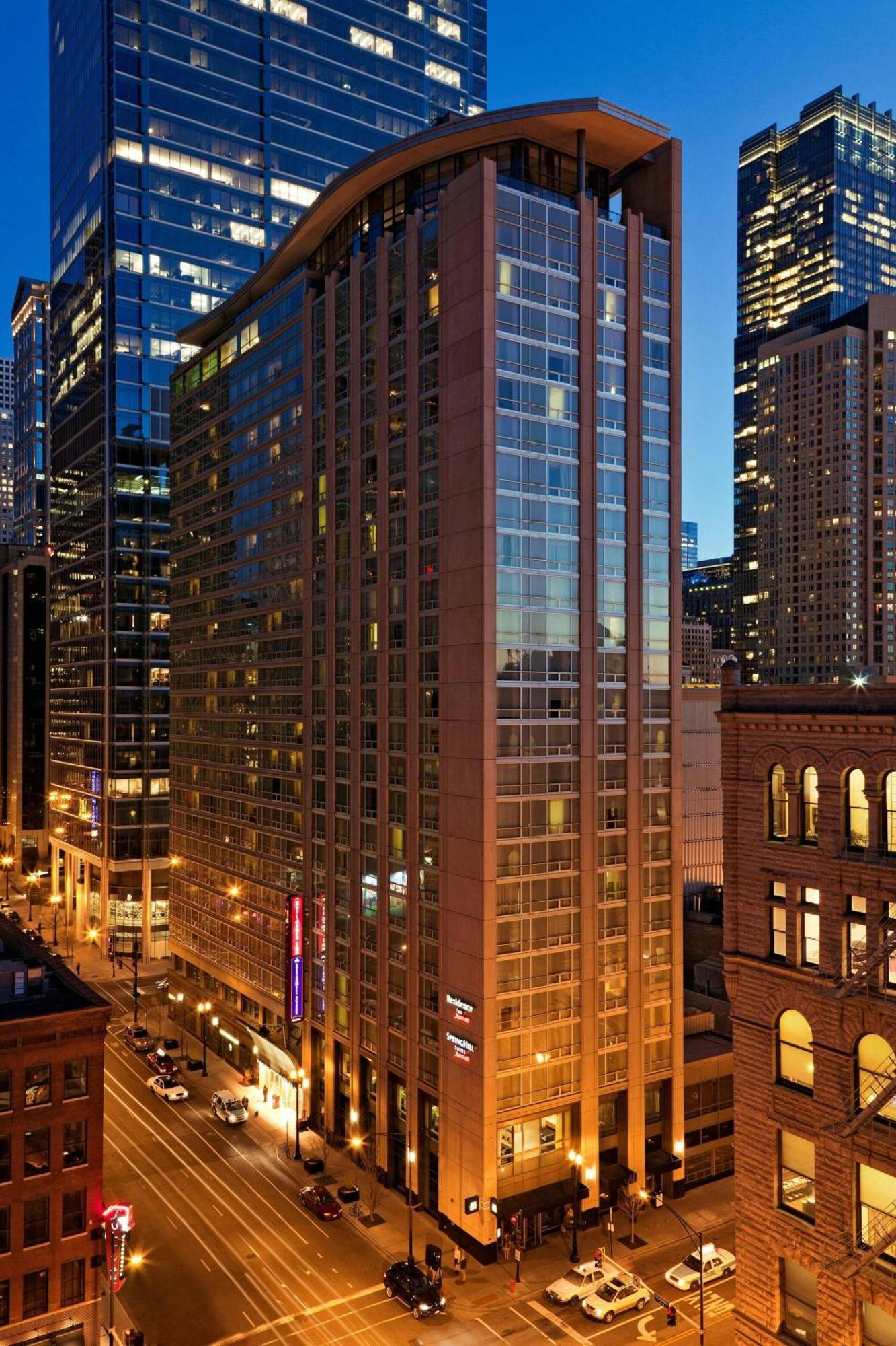 Residence Inn By Marriott Chicago Downtown/River North Εξωτερικό φωτογραφία