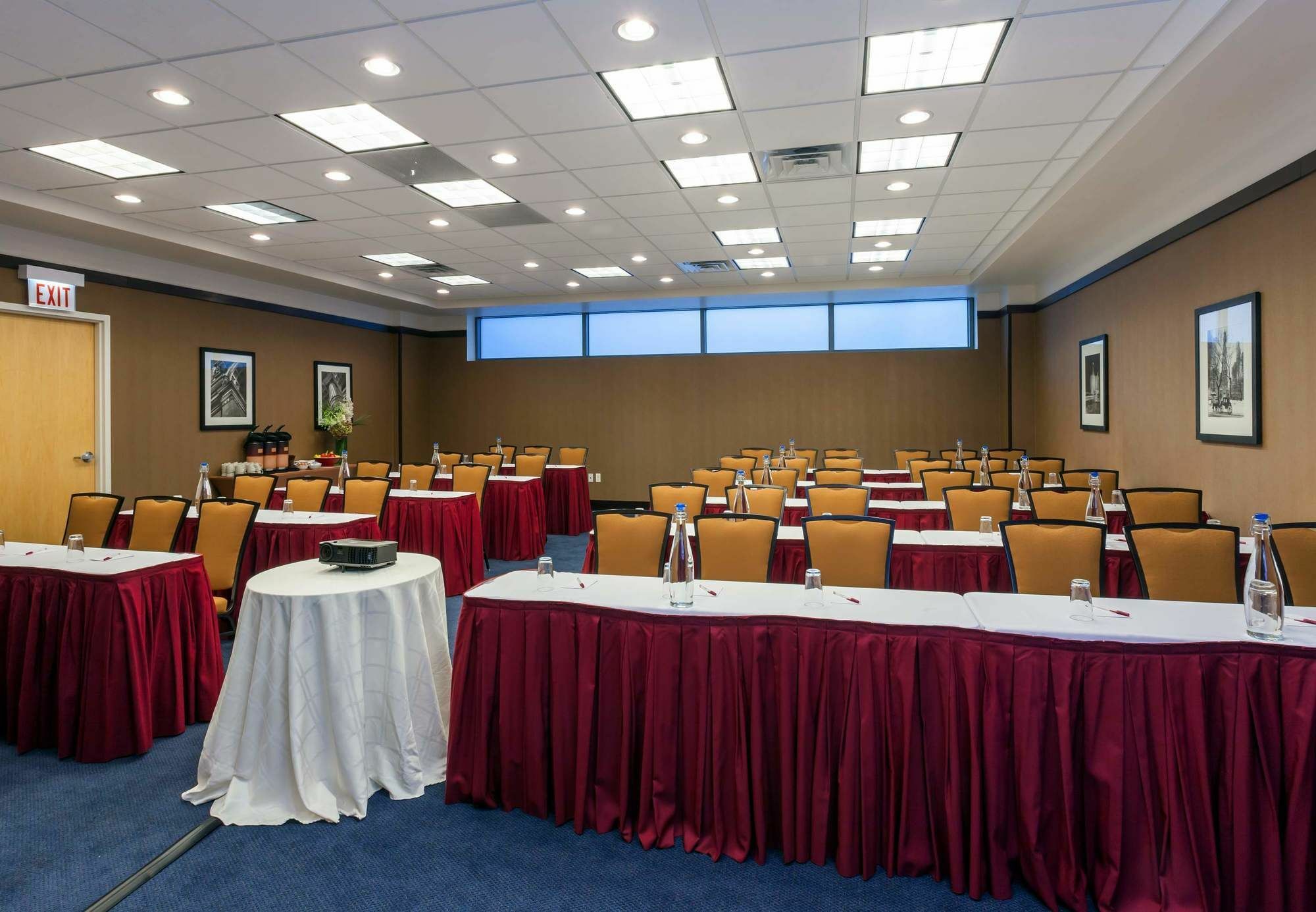 Residence Inn By Marriott Chicago Downtown/River North Εξωτερικό φωτογραφία