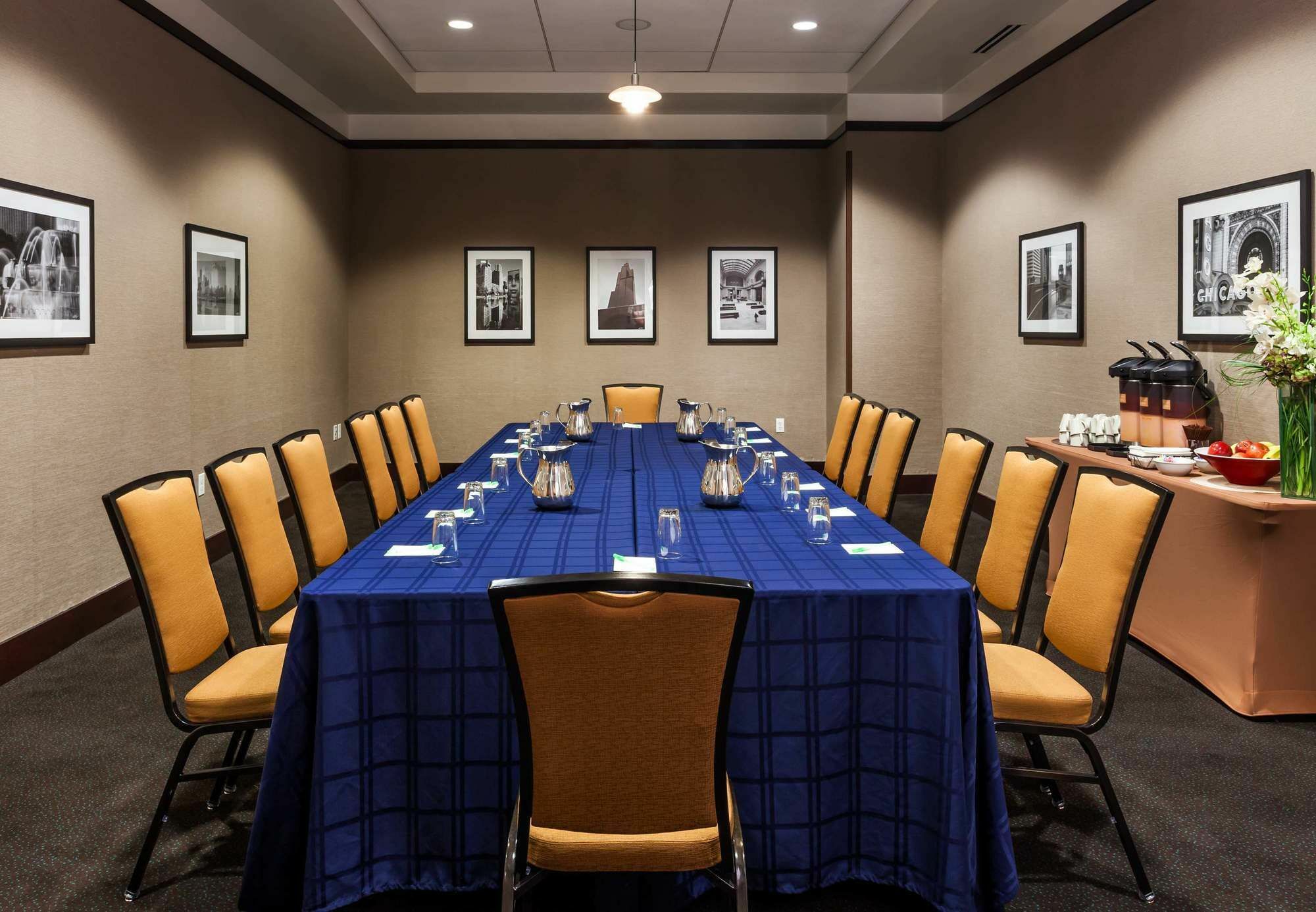 Residence Inn By Marriott Chicago Downtown/River North Εξωτερικό φωτογραφία